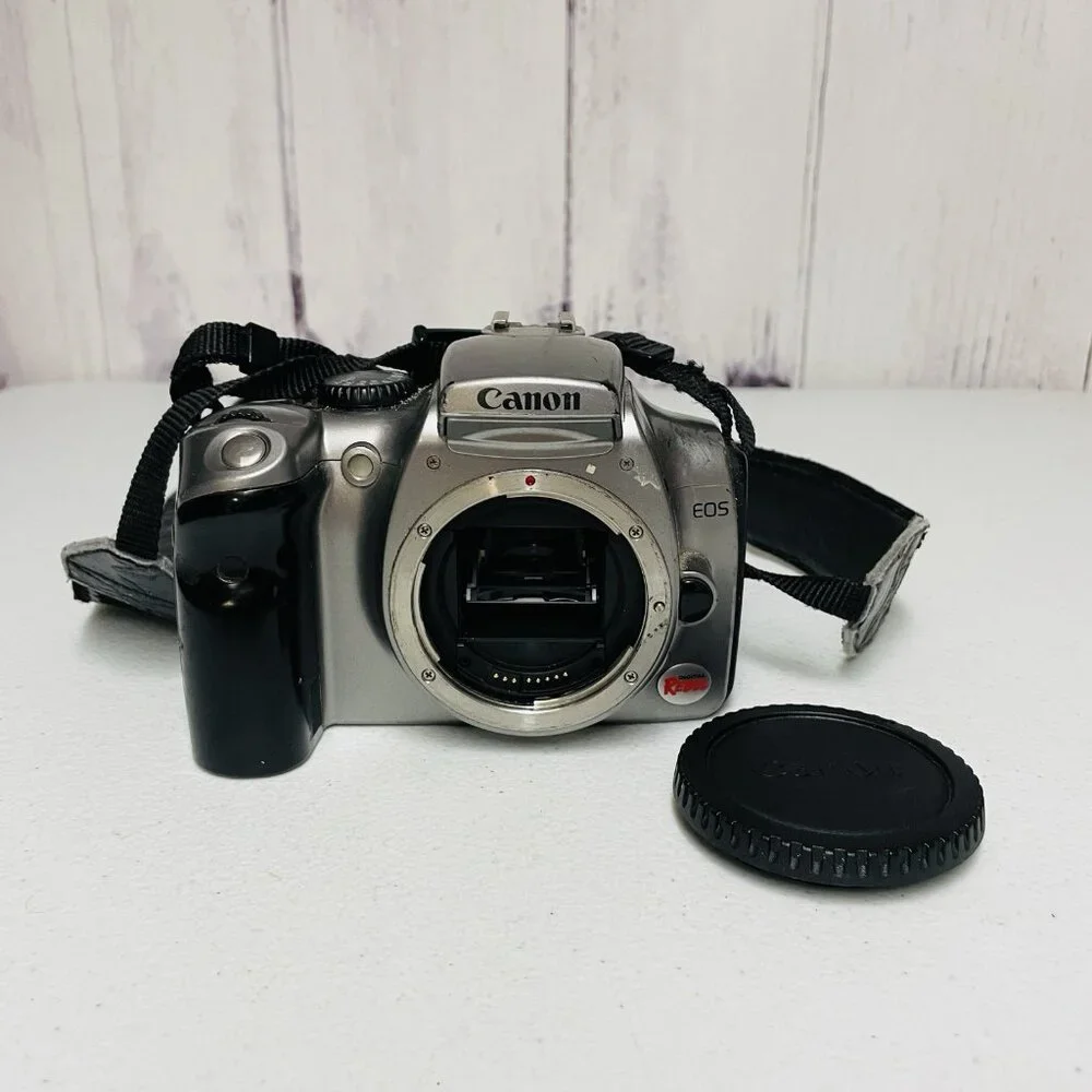 Canon EOS Digital Rebel 6.3MP DSLR DS6041 Camera Body Only With Battery